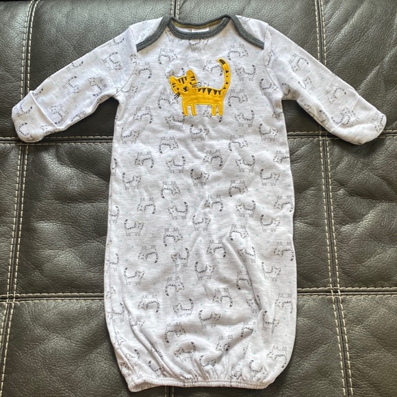 Starting Out 0-6 month Baby Sleeper Gown - Picture 1 of 5